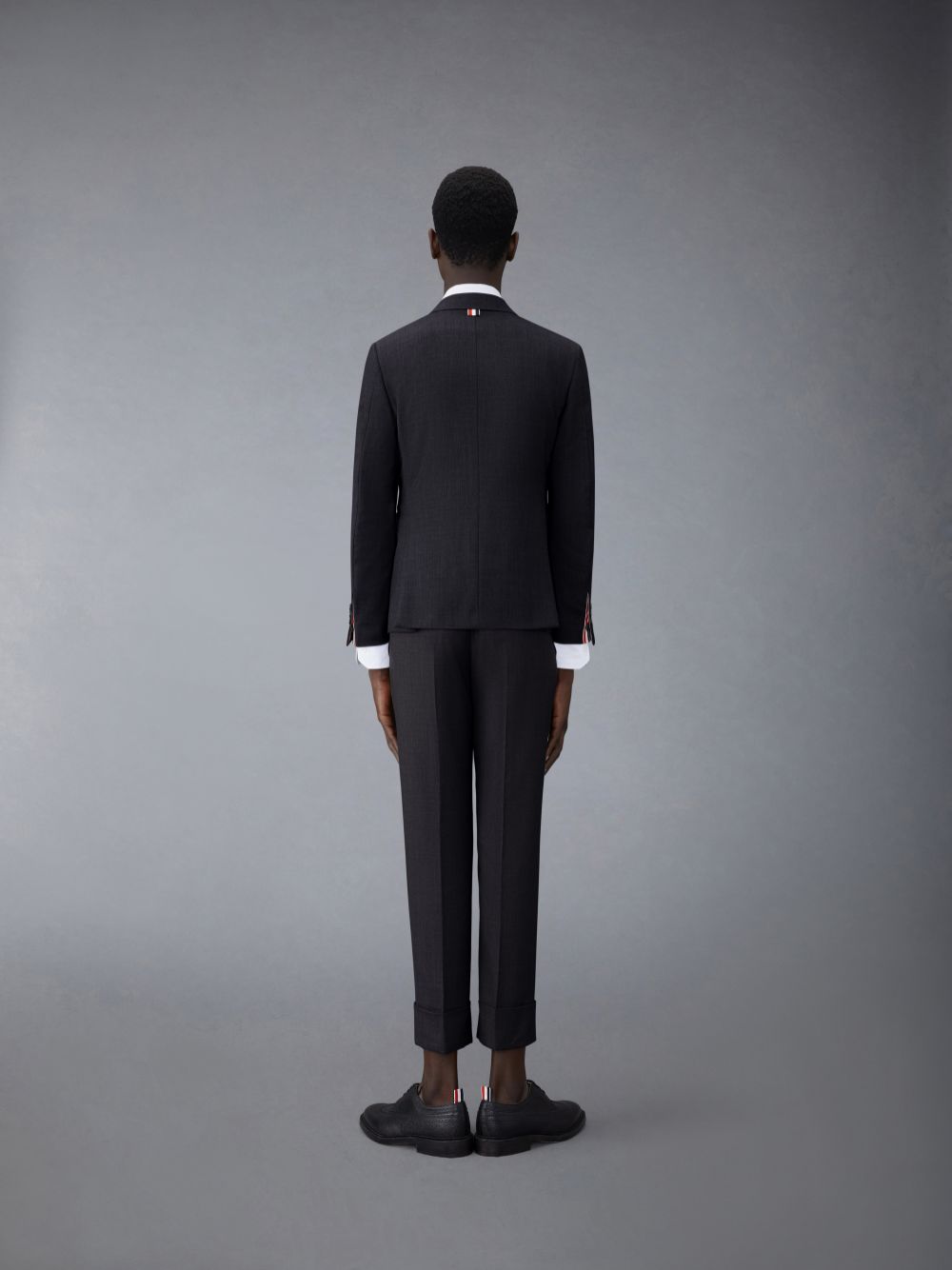 Men Thom Browne CHARCOAL SUPER 120'S WOOL TWILL CLASSIC AND TIE Suits Black | CBH71J96242