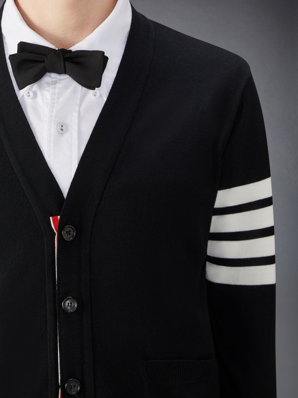 Men Thom Browne Fine Merino Wool 4-Bar Relaxed Fit Cardigan Black | LPB98G92611
