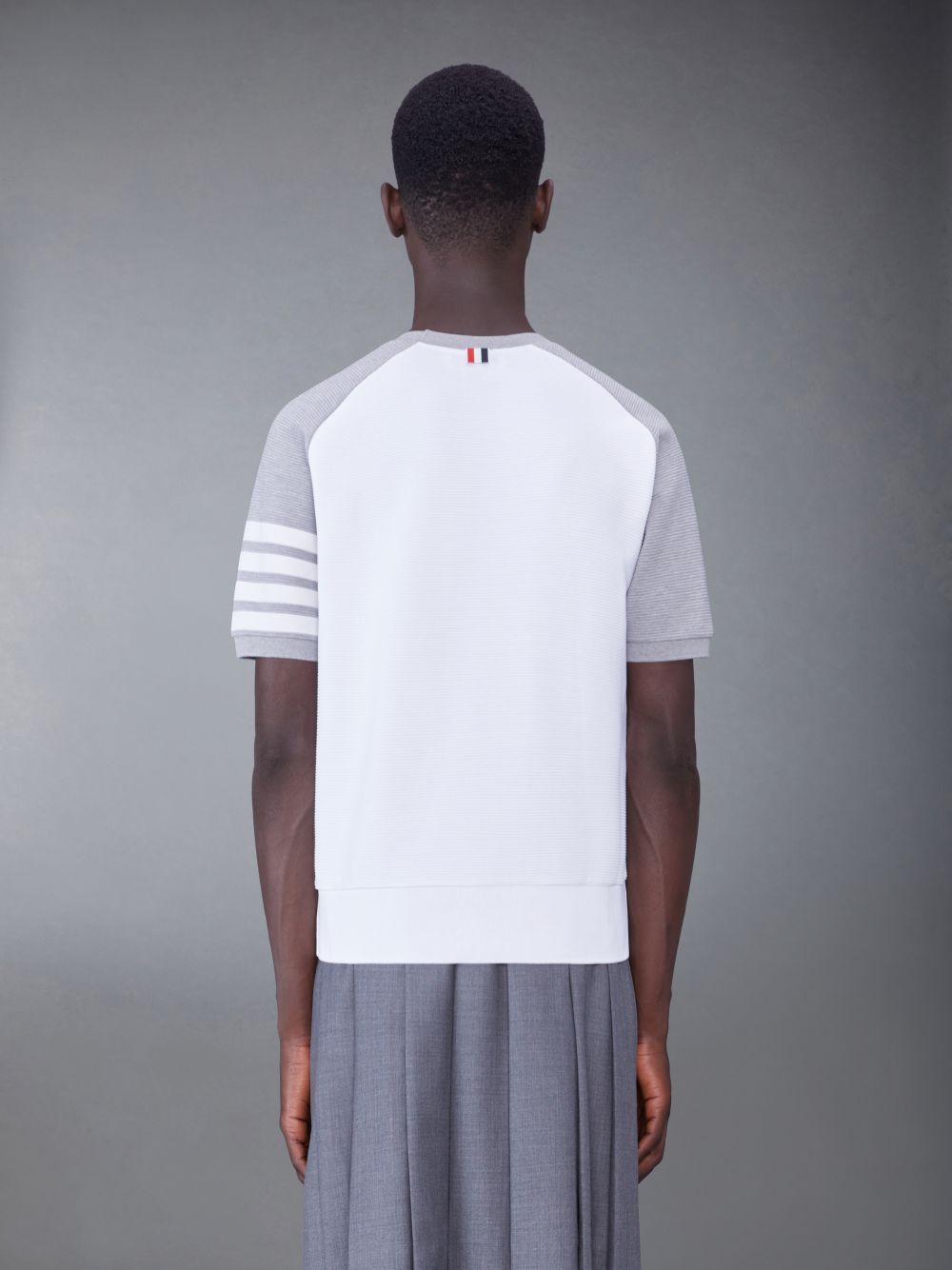 Men Thom Browne Light Cotton Ottoman Rib 4-Bar Saddle Short Sleeve Sweatshirt T Shirts White | BHD73N38305