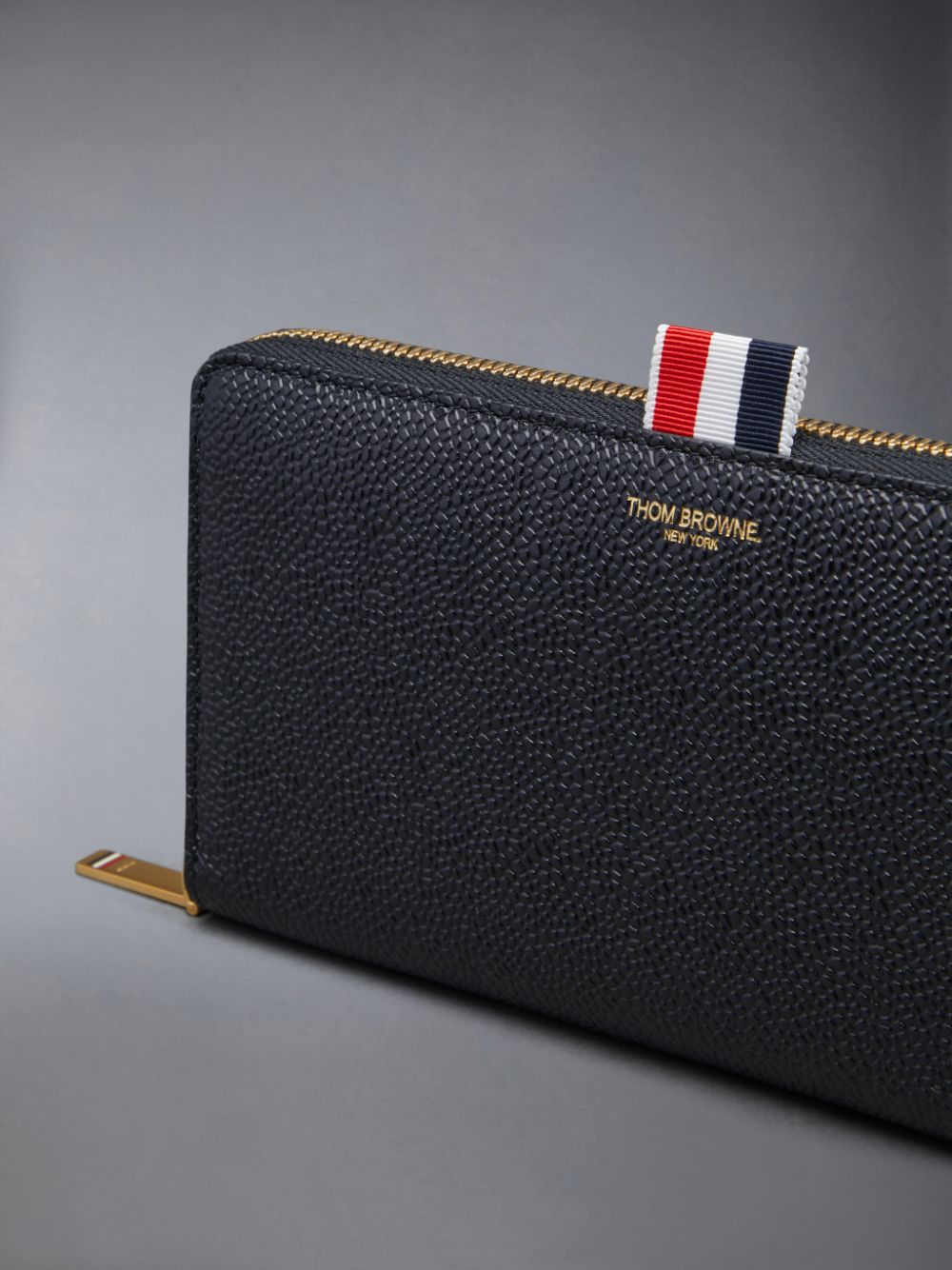 Men Thom Browne Pebble Grain Leather Slim Long Ziparound Purse Wallets Black | WMX60P95503