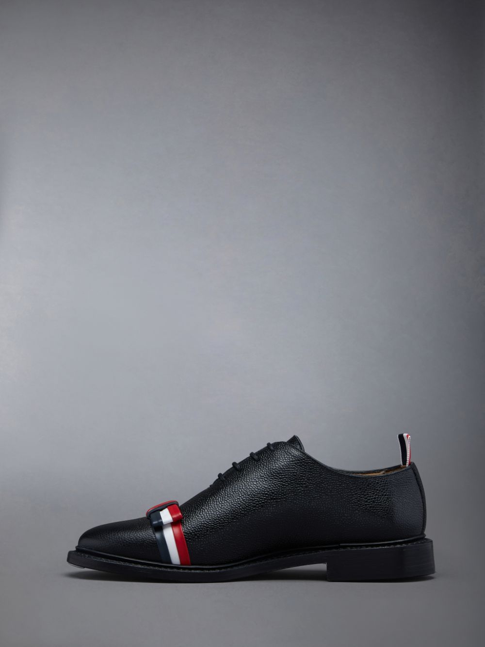 Women Thom Browne Pebble Grain Bow Wholecut Oxford Shoes Blue | PEM75D36400