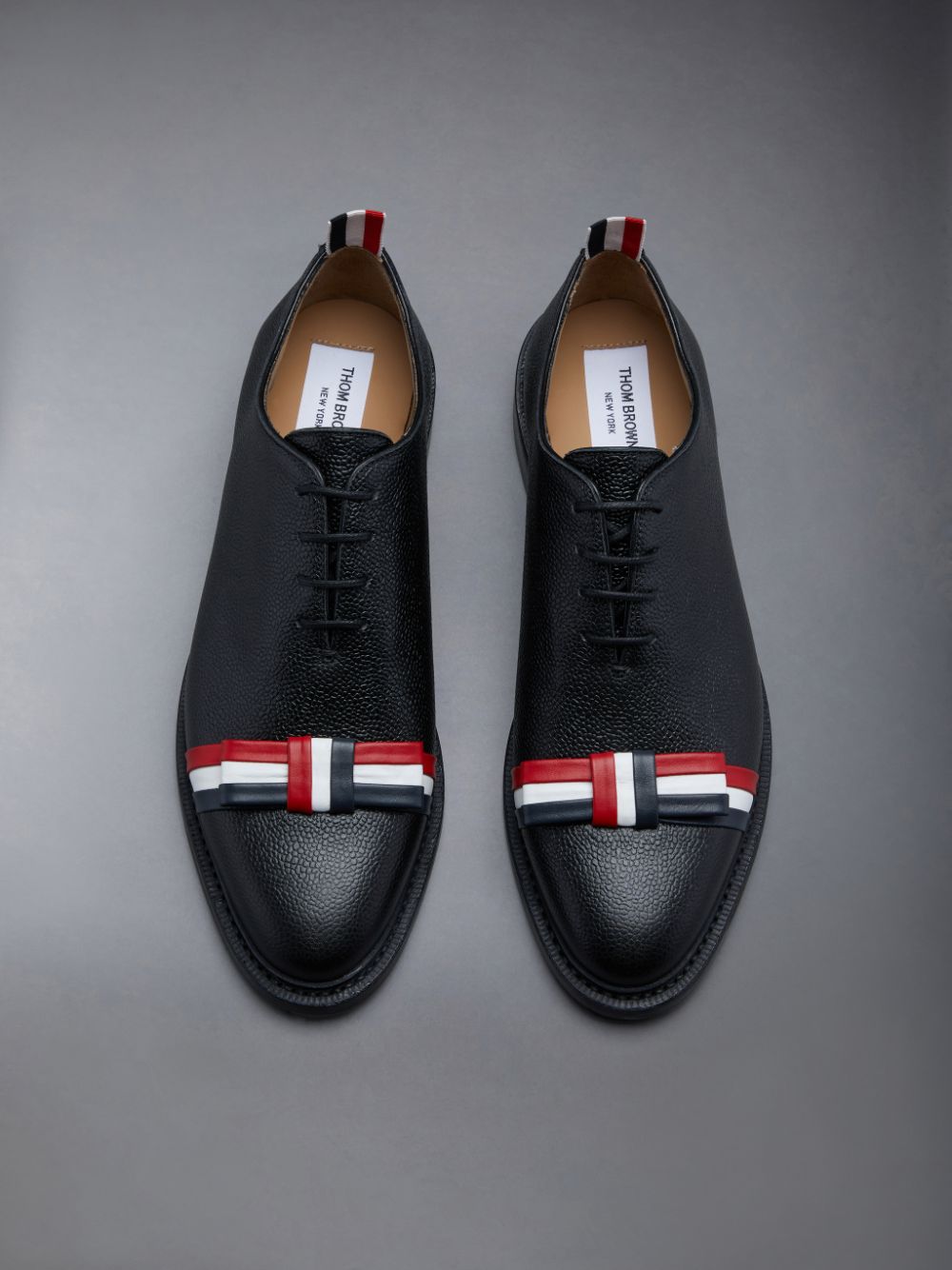 Women Thom Browne Pebble Grain Bow Wholecut Oxford Shoes Blue | PEM75D36400